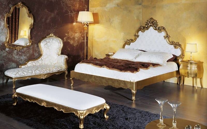 Arredi e mobili pregiati tua stanza d'hotel a Parma