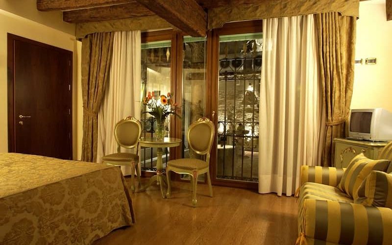 Arredo per hotel di lusso a Padova e in tutta la sua provincia Arredo per hotel di lusso a Padova e in tutta la sua provincia